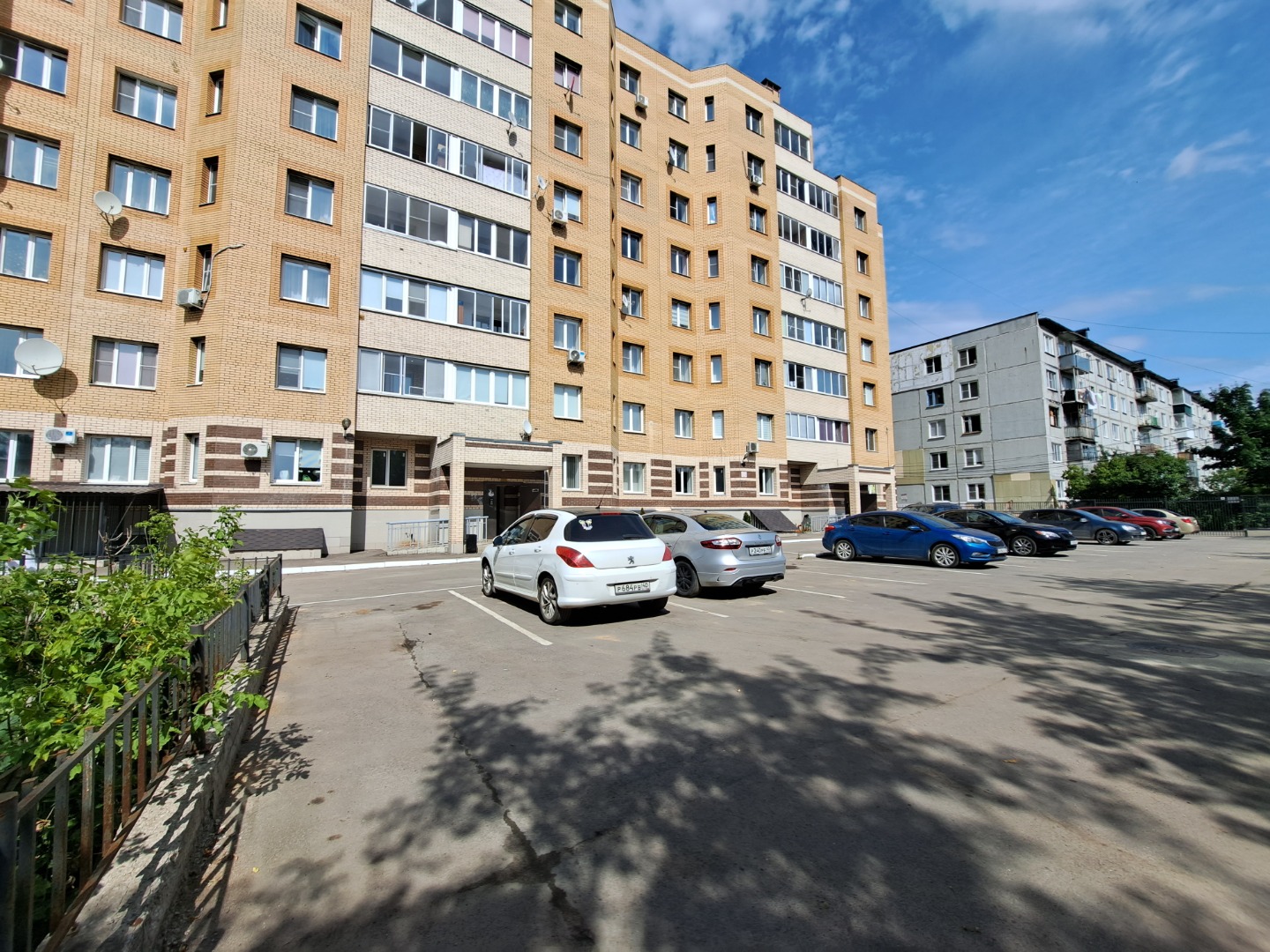 Продажа 2-комнатной квартиры, Малоярославец, Московская улица,  д.14